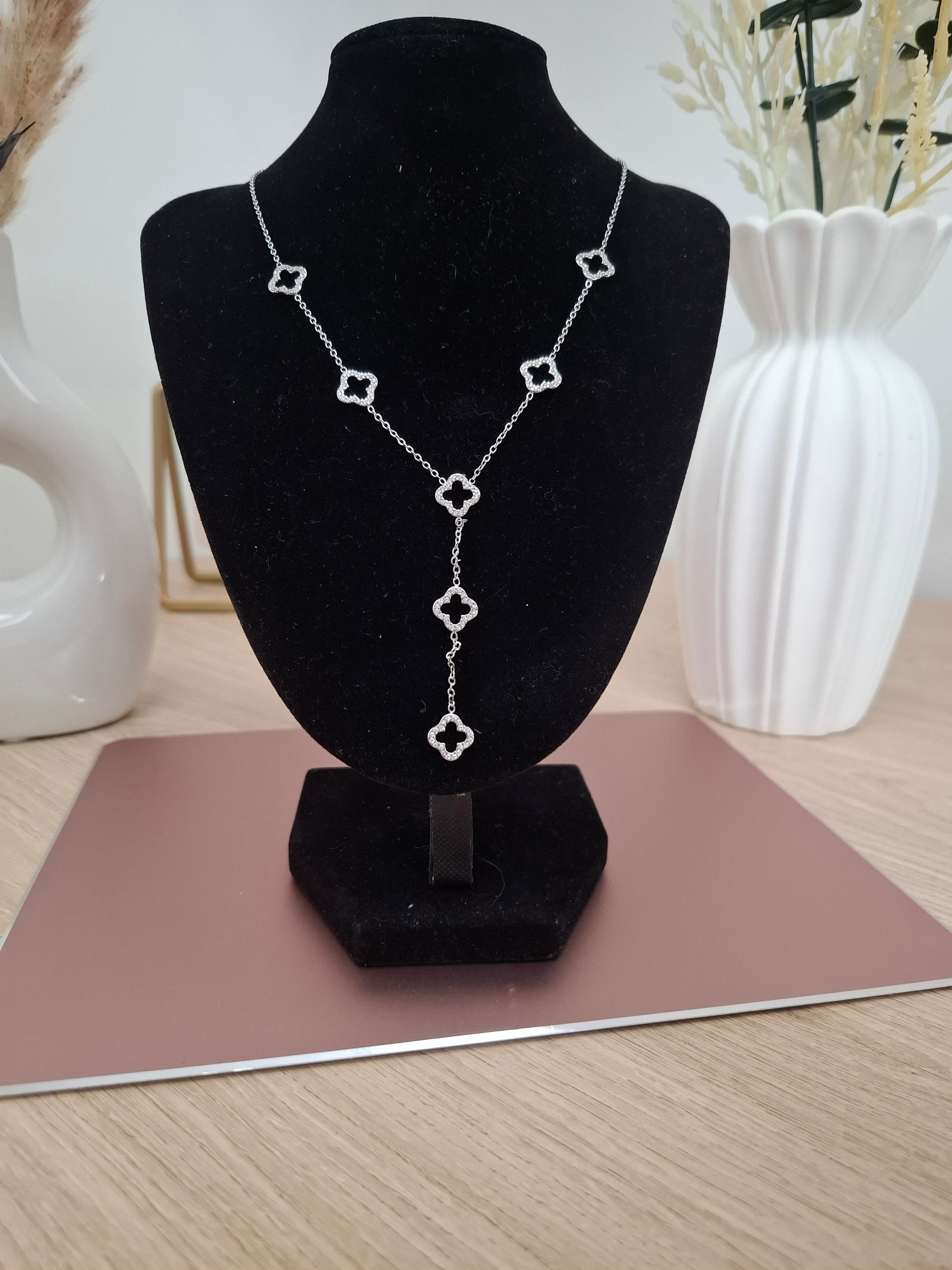 Collier y argenté