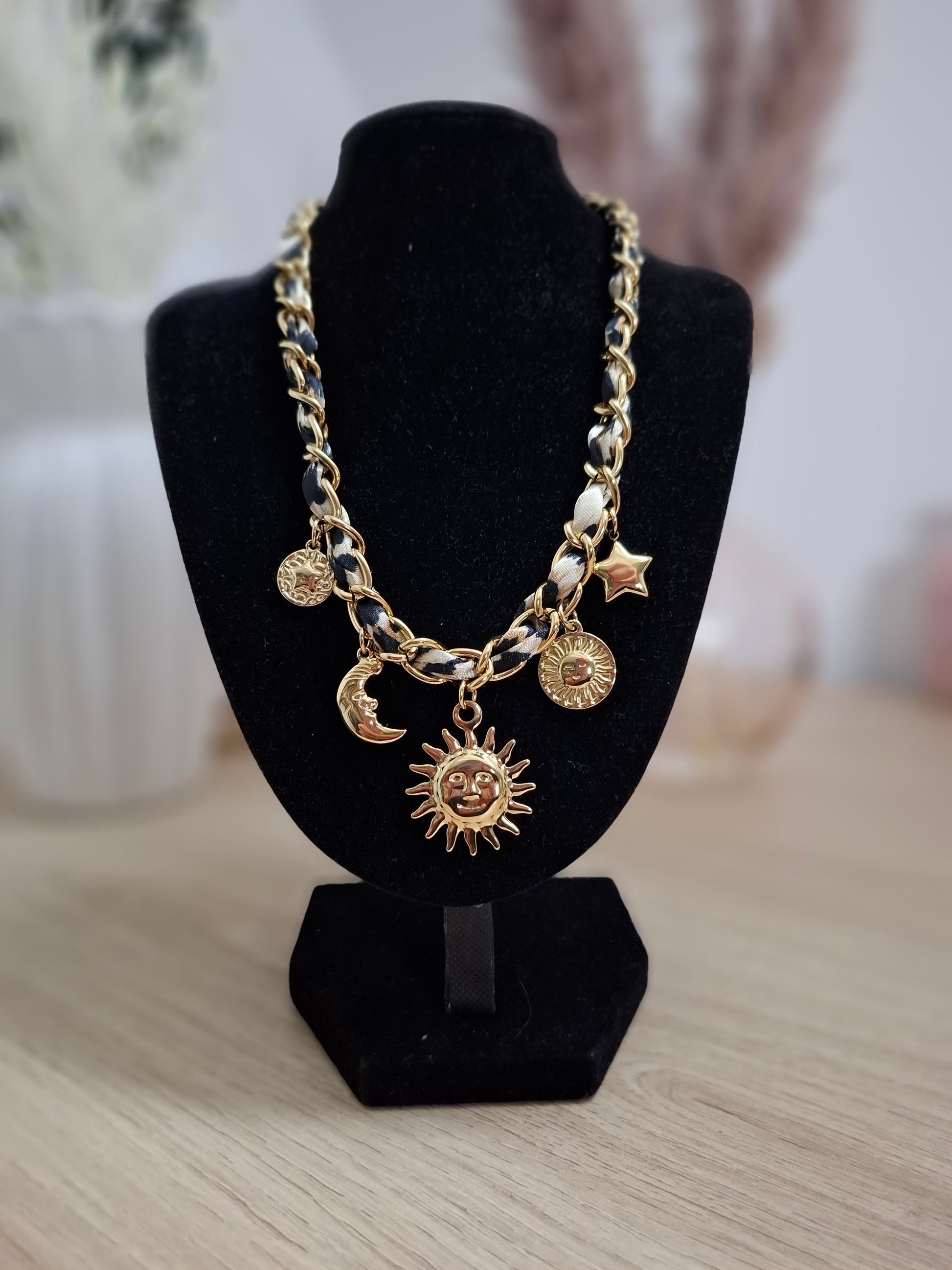Collier noémie