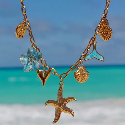 Collier inaya