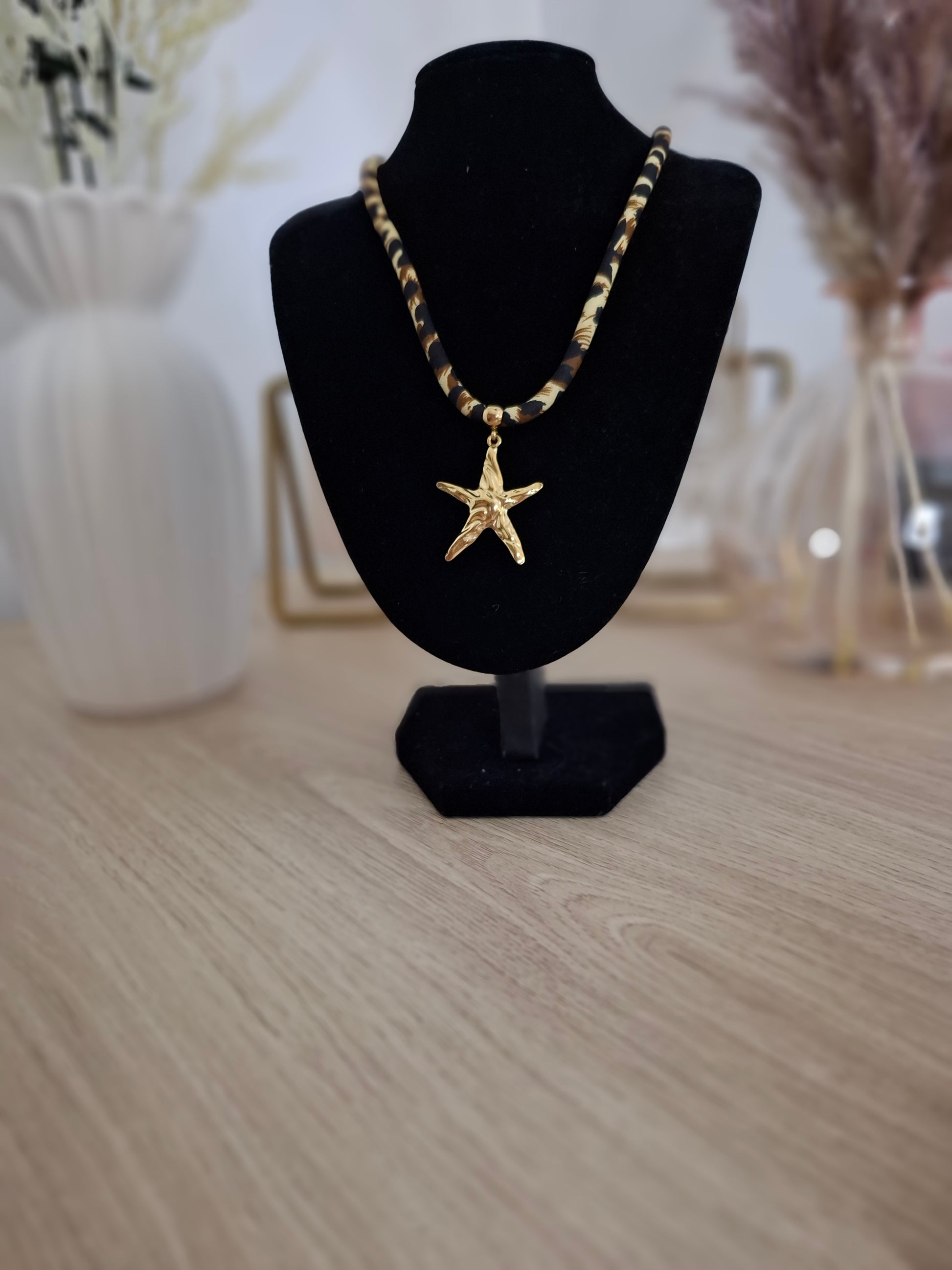 Collier selena