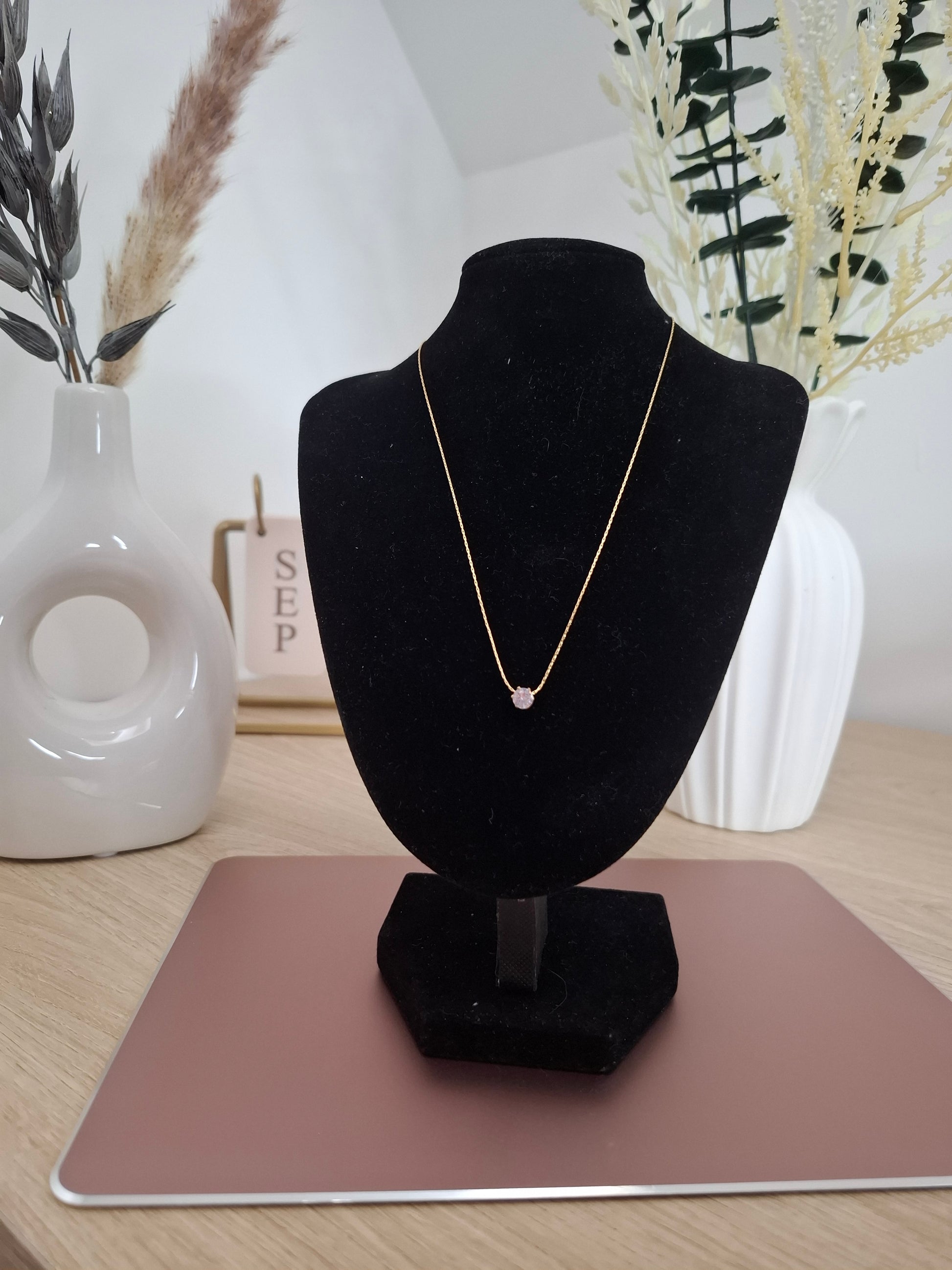 Collier lina